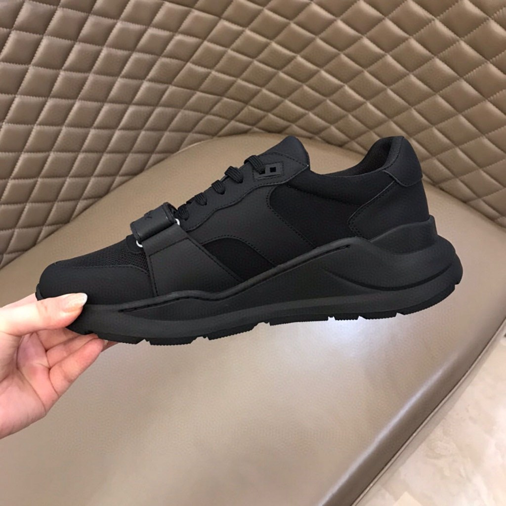 B*URBERRY SHOES